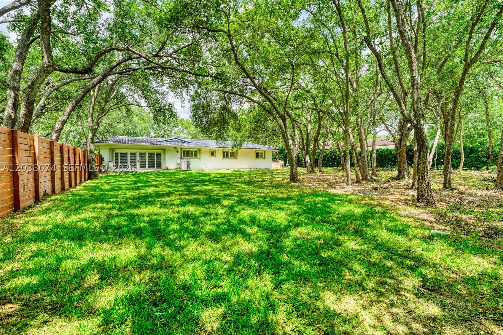 SUNILAND ESTATES - Residential Lease