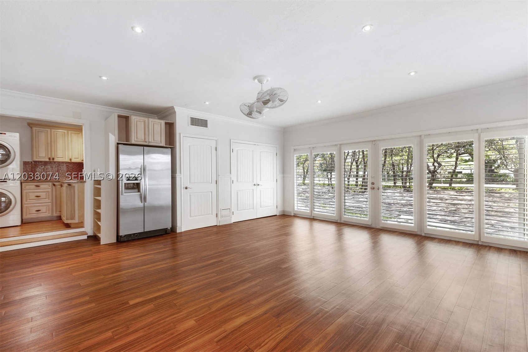 SUNILAND ESTATES - Residential Lease