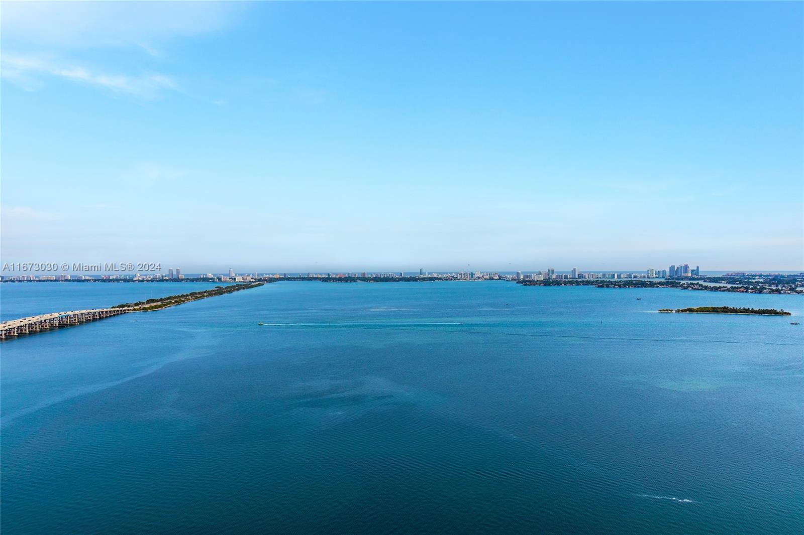 GRAN PARAISO - Residential Lease