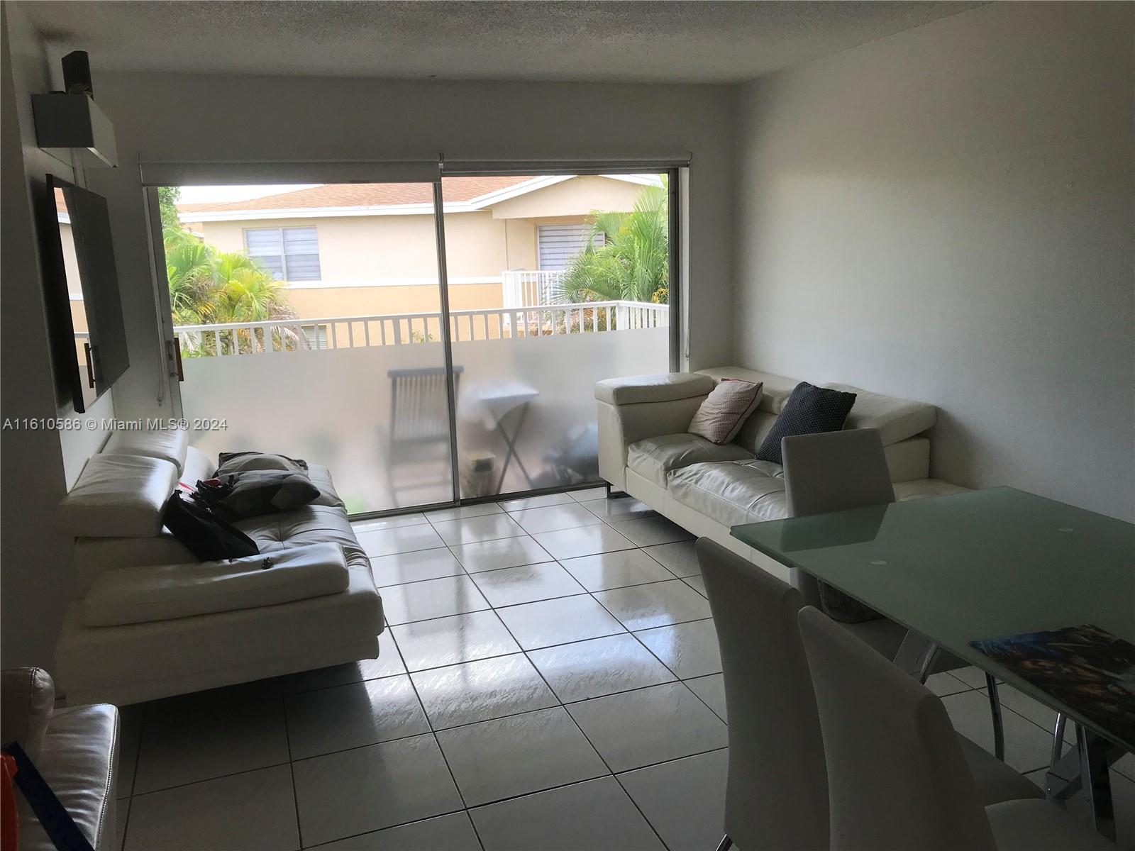 DORAL GARDENS CONDO - Residential