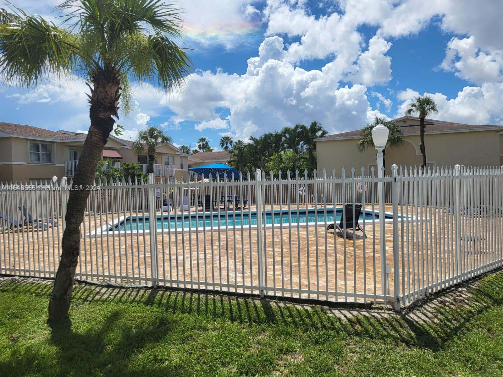 2 bed/2bath apartment close to everything. Excellent investment opportunity. Tile throughout the entire unit. New a/c unit.