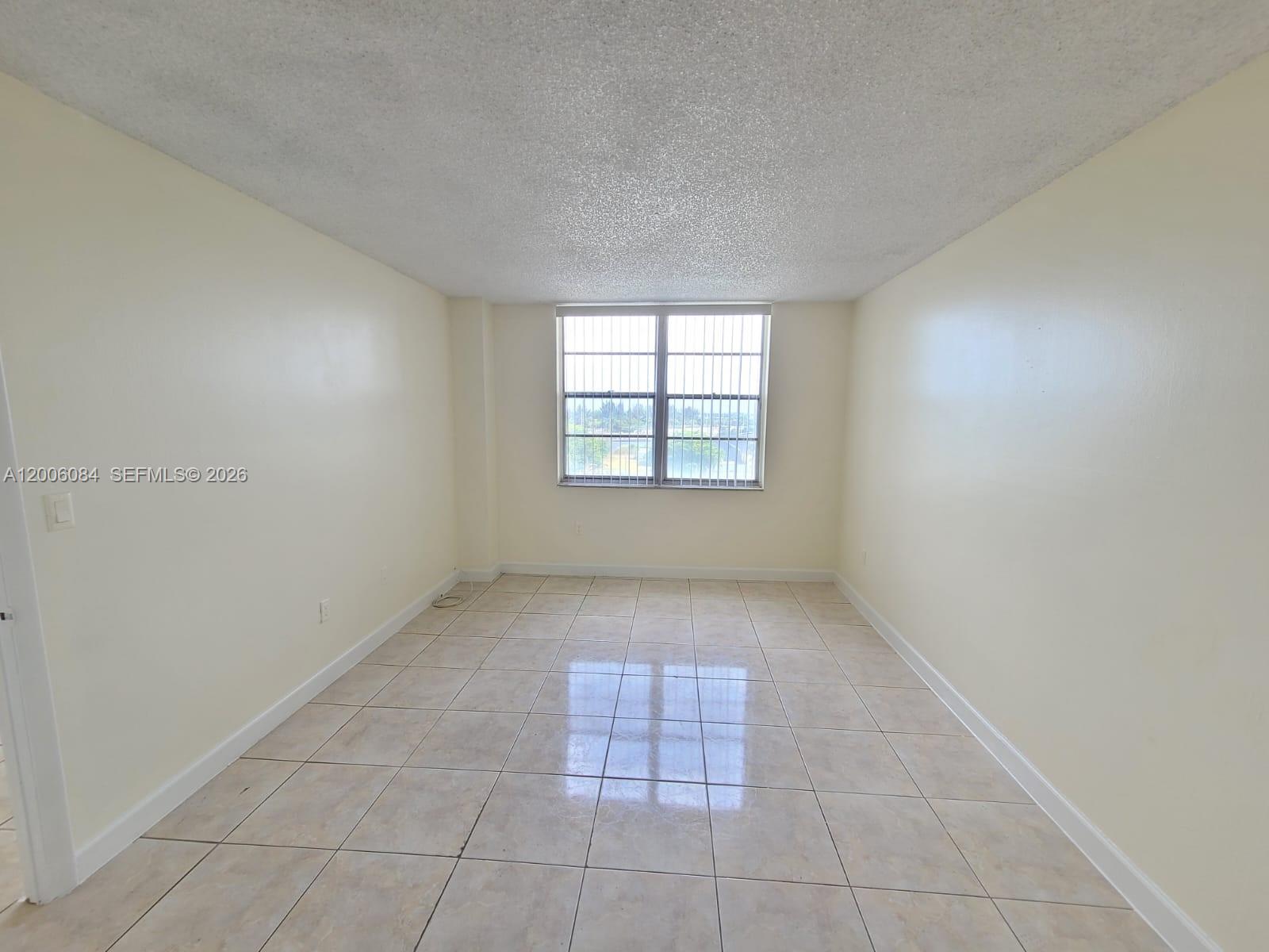 PARKWAY TOWERS BLDG 1 - Residential