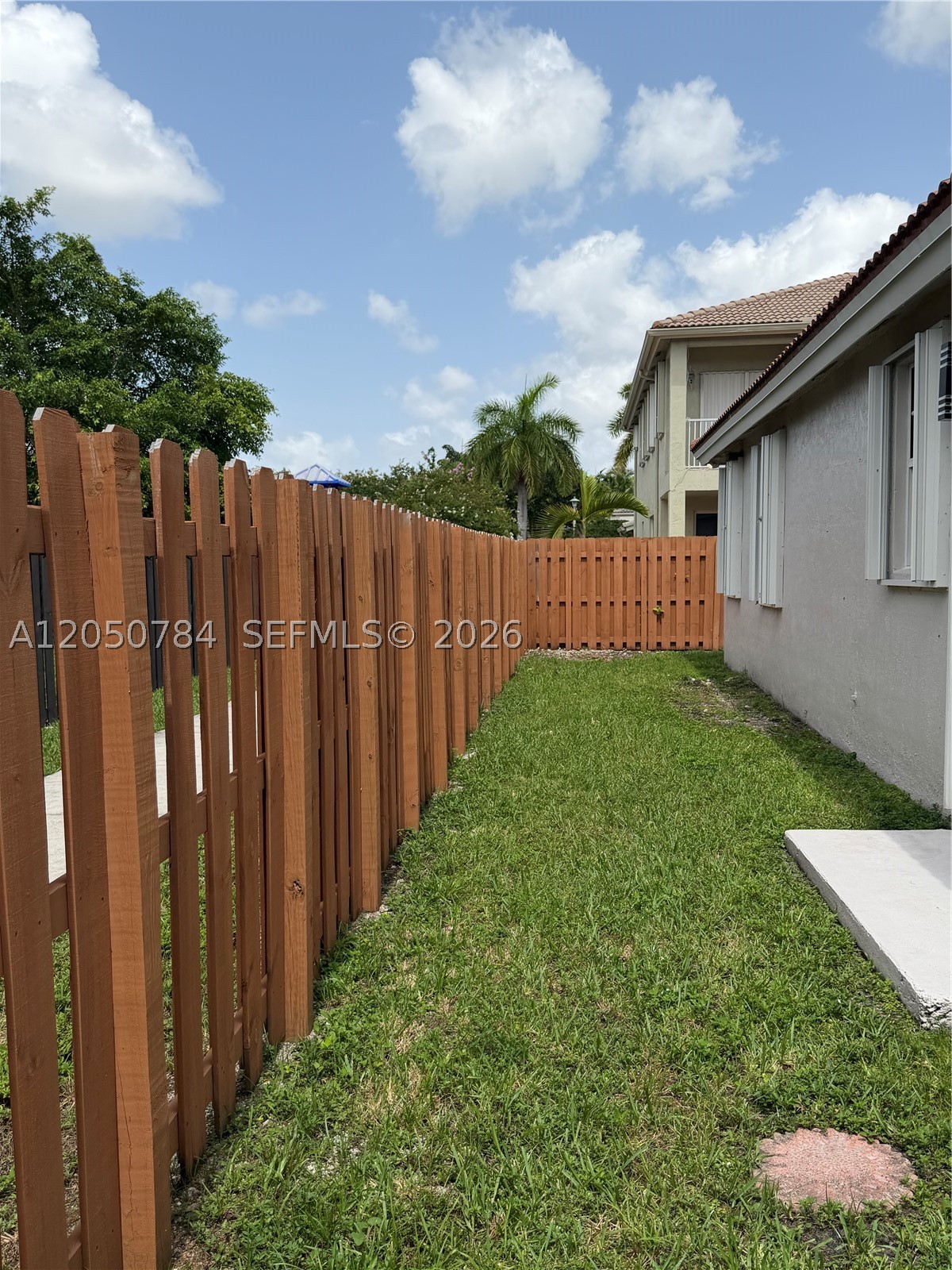 GOLDVUE ESTATES - Residential Lease