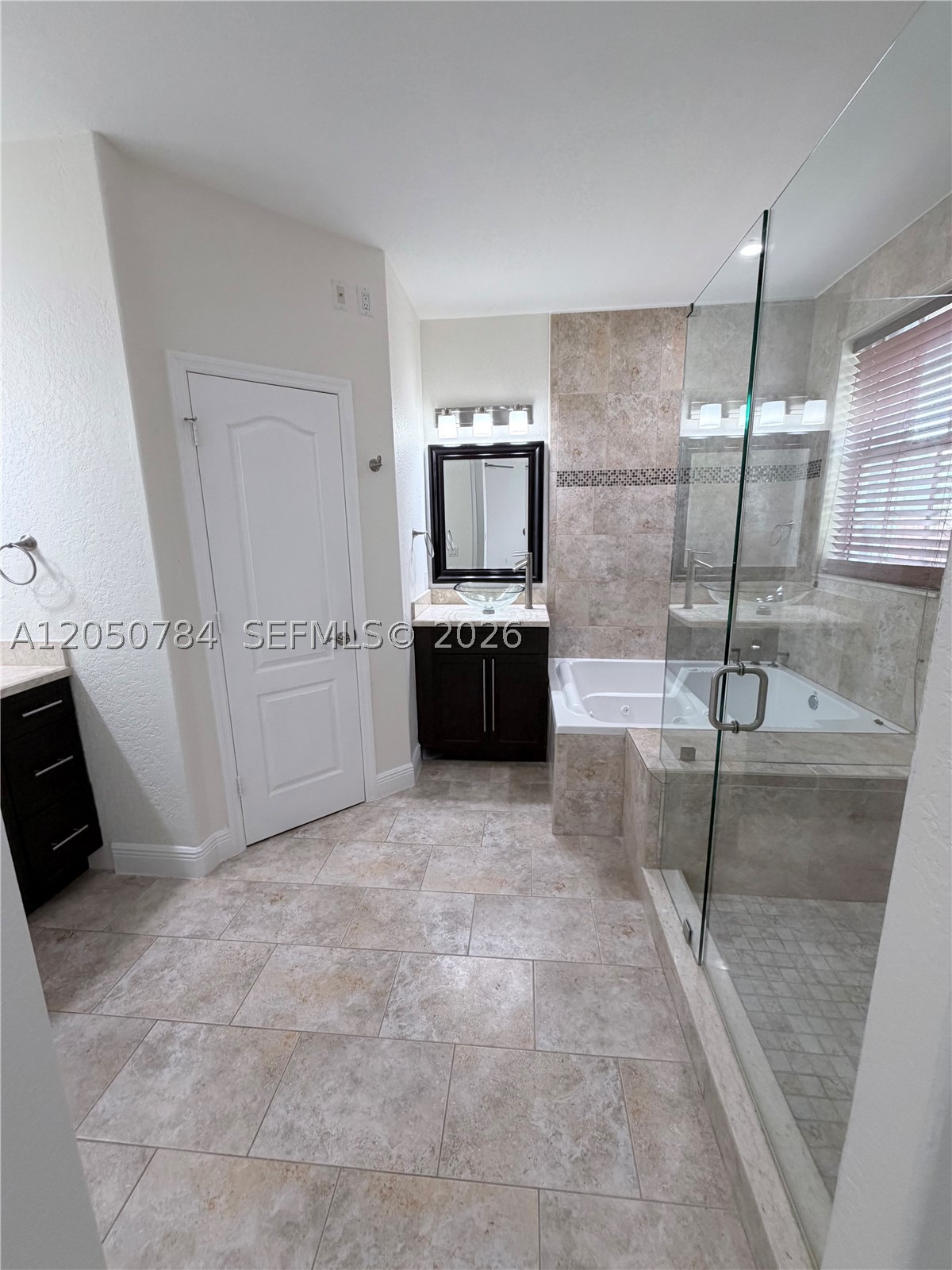 GOLDVUE ESTATES - Residential Lease