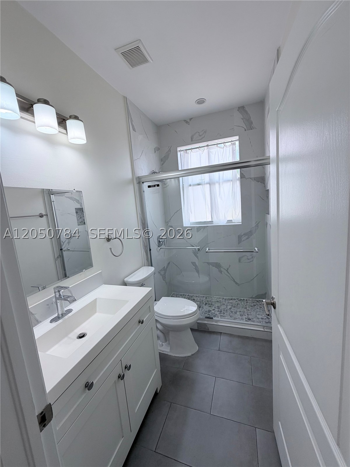 GOLDVUE ESTATES - Residential Lease