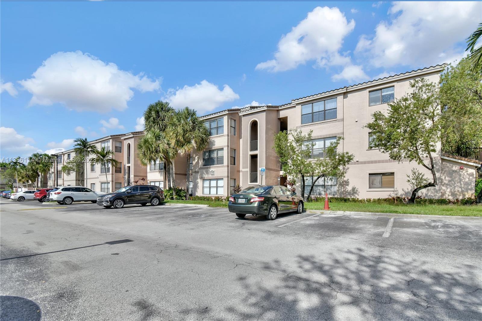 SUNDANCE AT DAVIE CONDO - Residential Lease