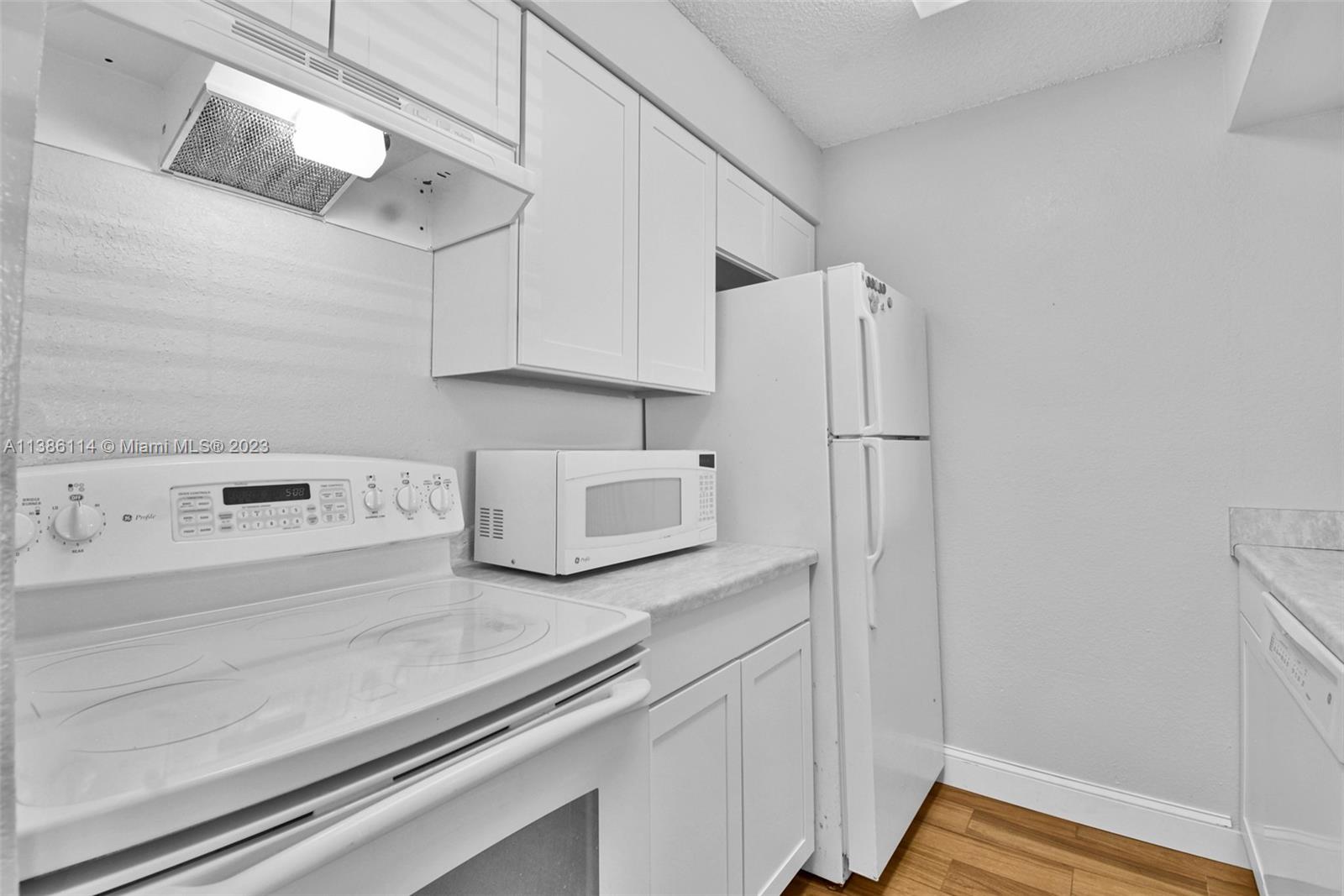 SUNDANCE AT DAVIE CONDO - Residential Lease
