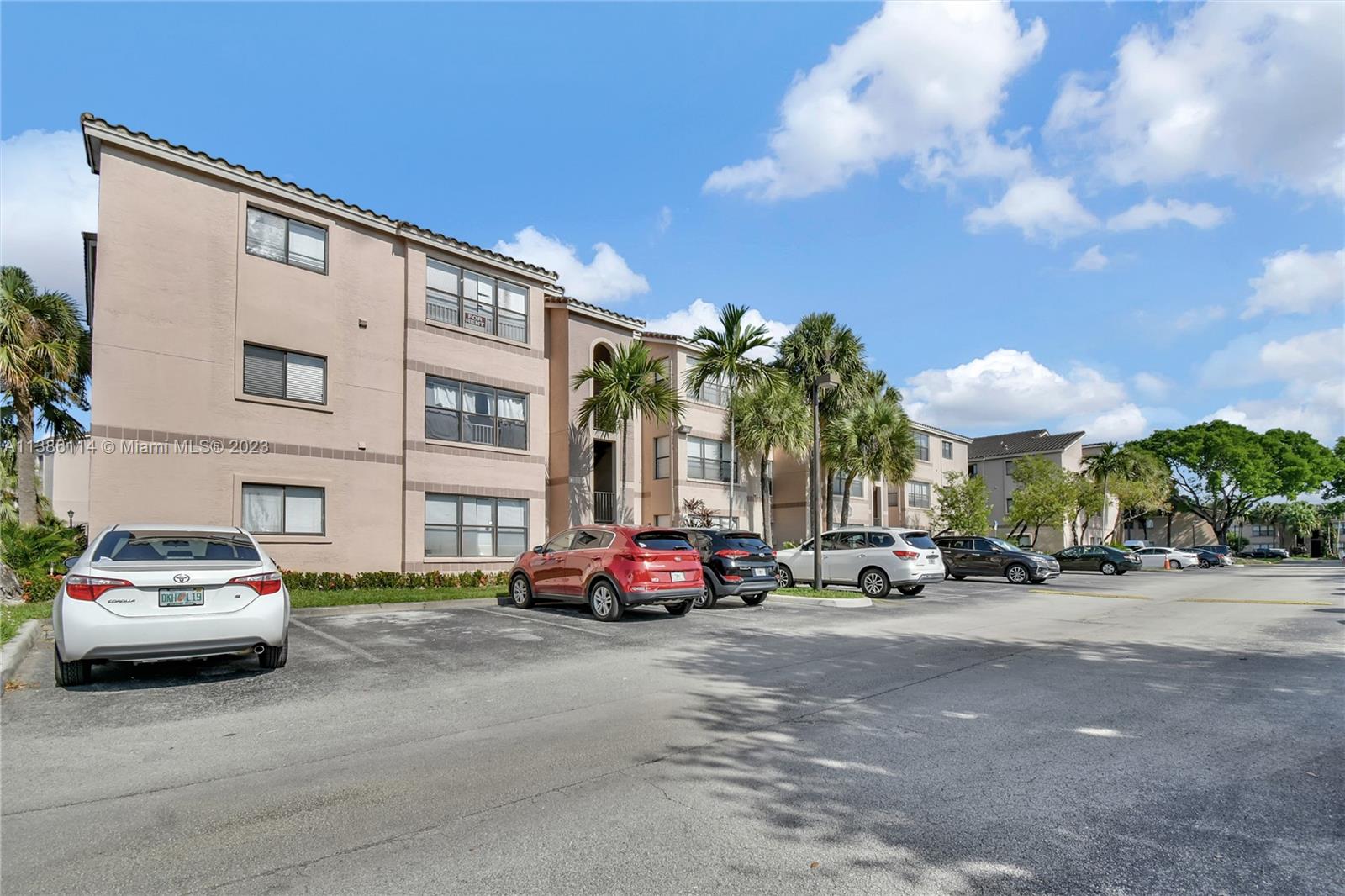 SUNDANCE AT DAVIE CONDO - Residential Lease