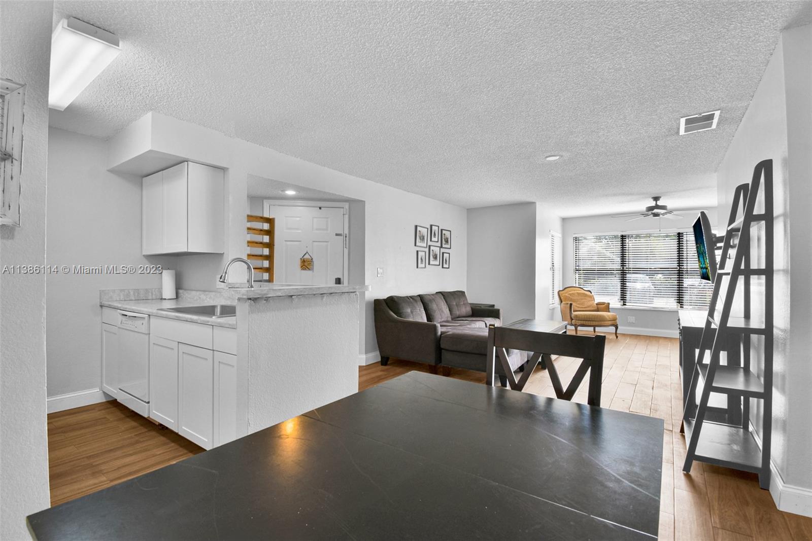 SUNDANCE AT DAVIE CONDO - Residential Lease