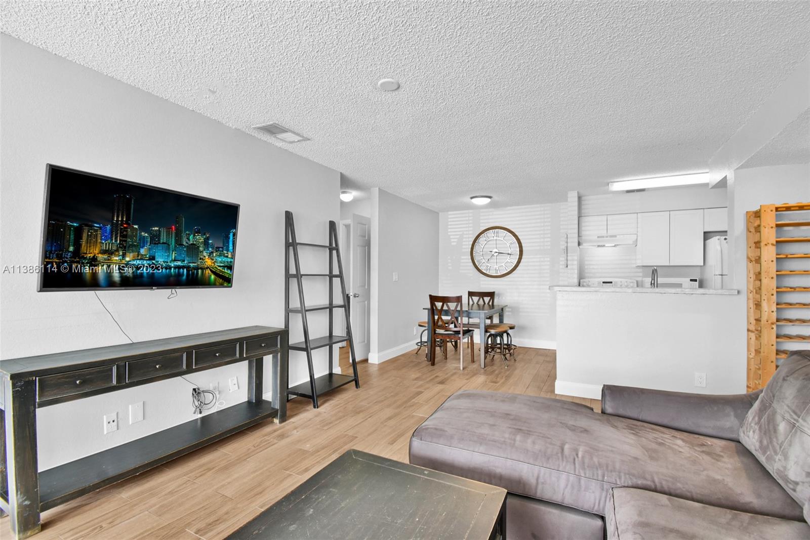 SUNDANCE AT DAVIE CONDO - Residential Lease