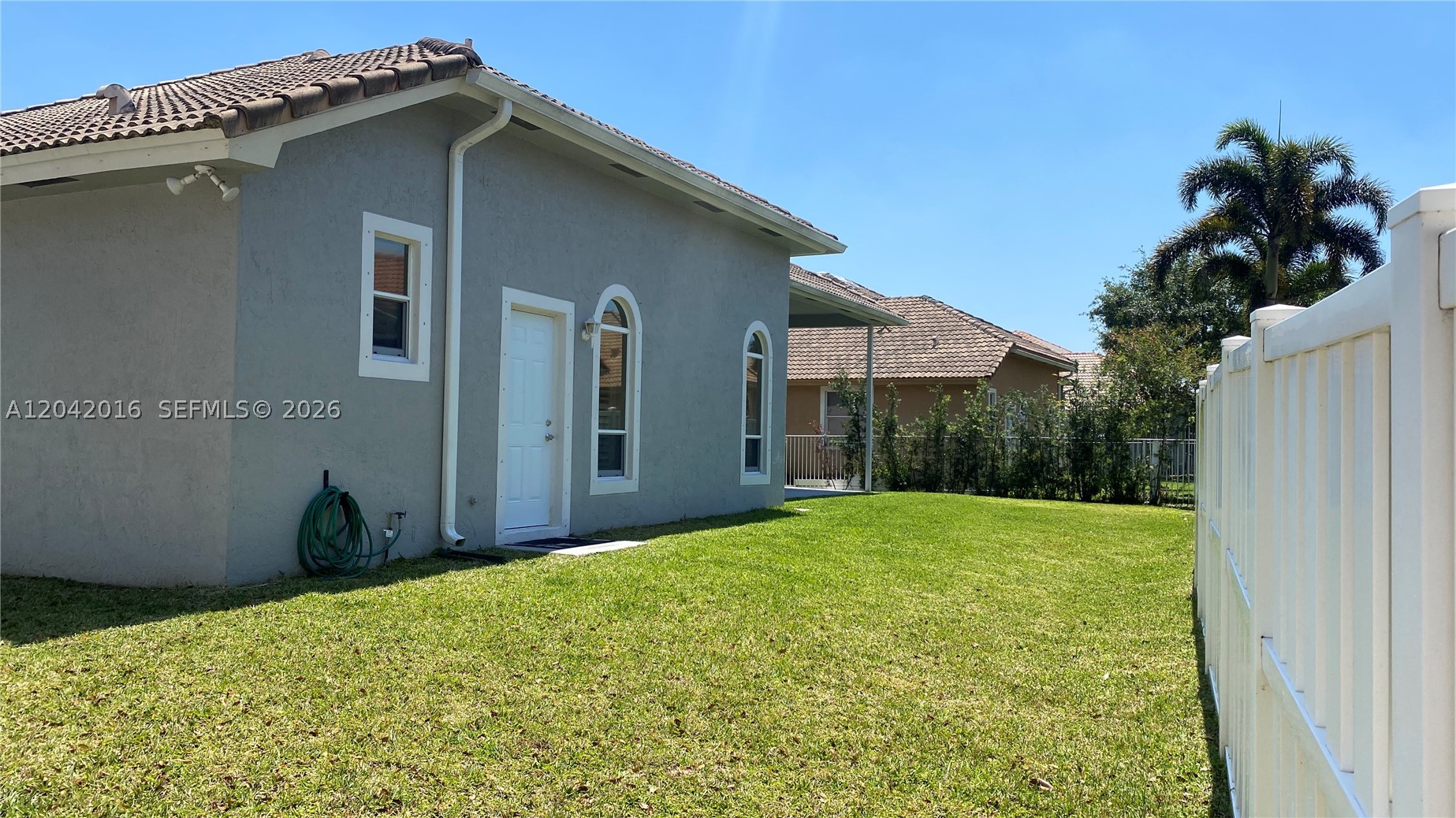 PEMBROKE FALLS PHASE 4A - Residential Lease