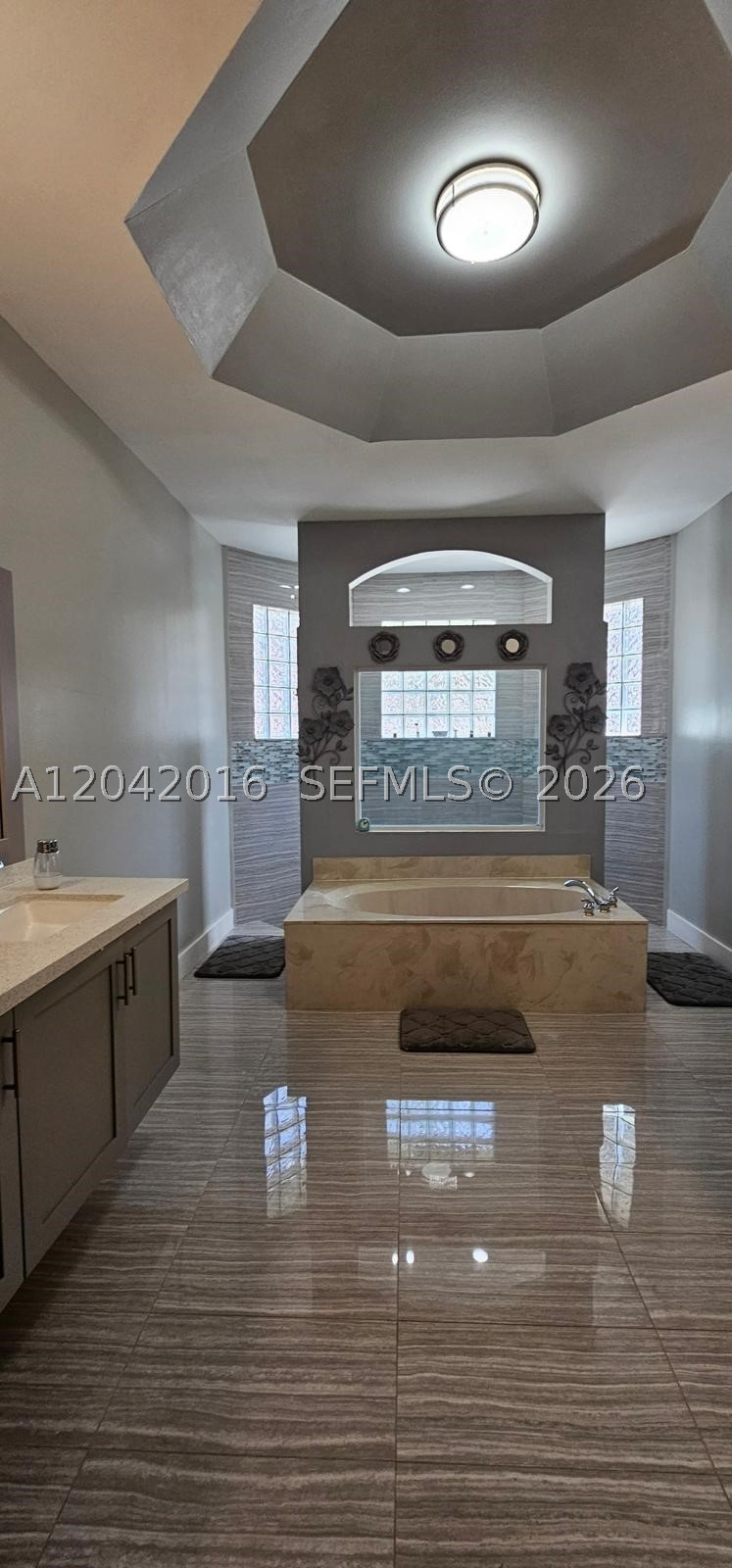 PEMBROKE FALLS PHASE 4A - Residential Lease
