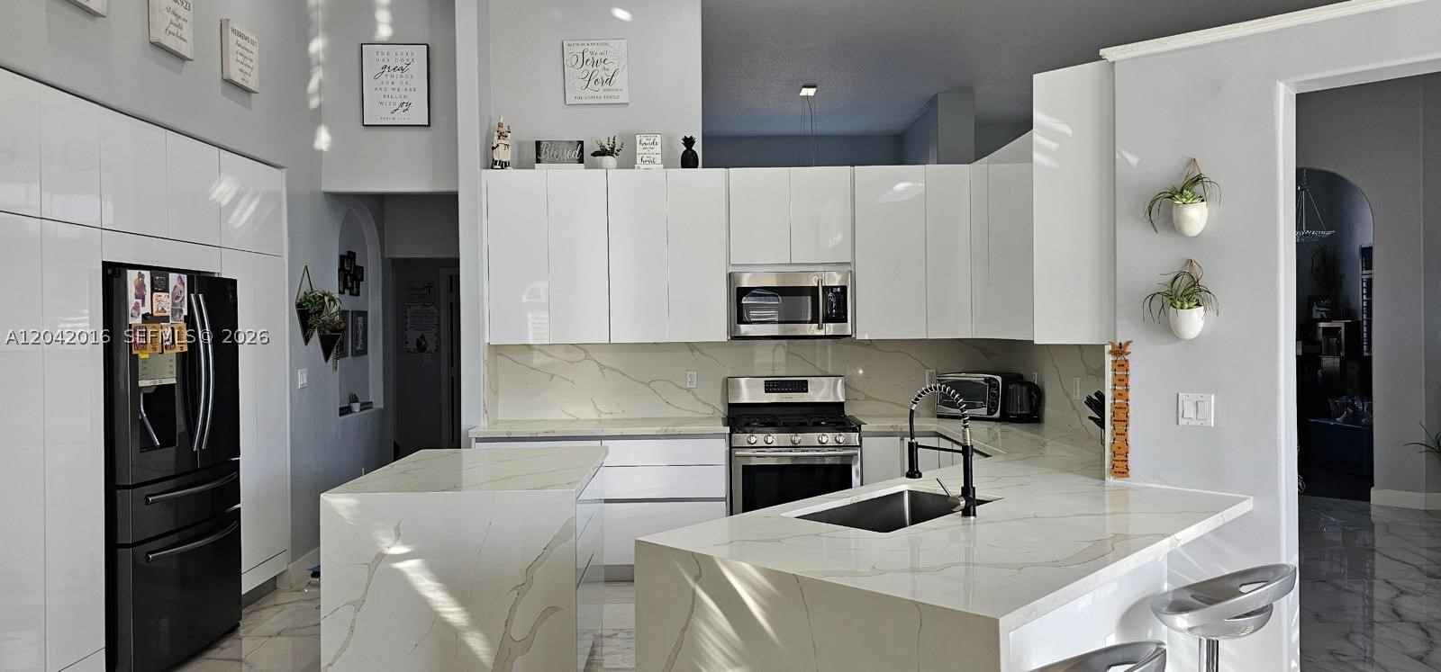 PEMBROKE FALLS PHASE 4A - Residential Lease