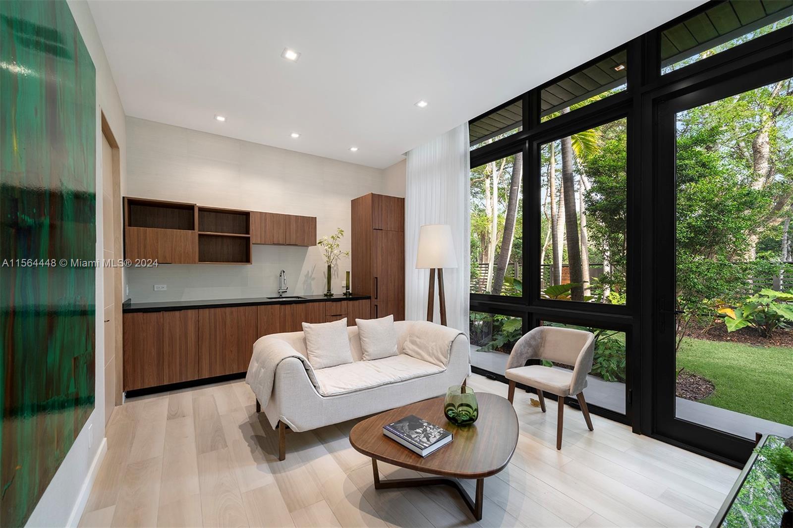 NATOMA MANORS RE SUB - Residential