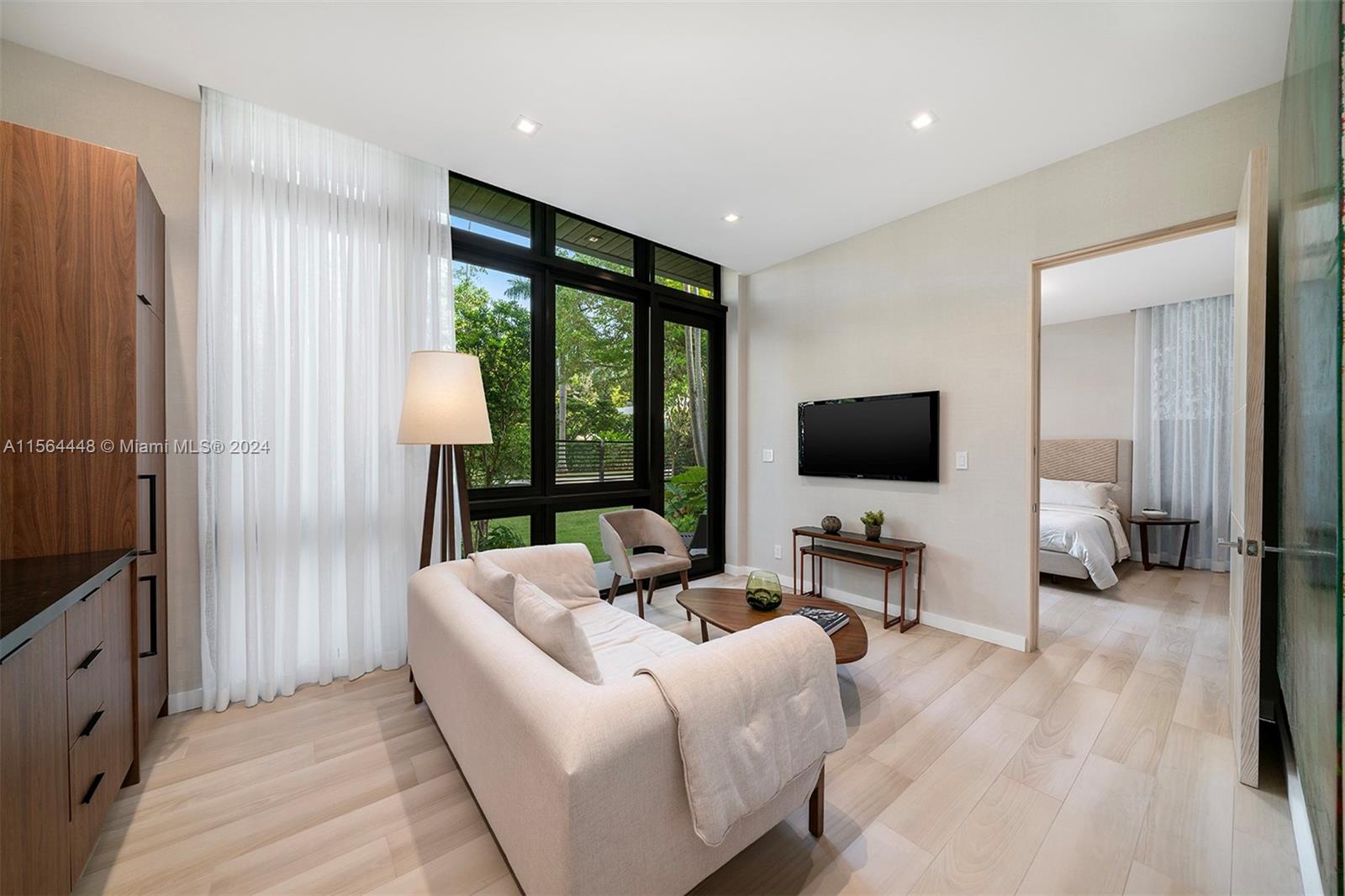 NATOMA MANORS RE SUB - Residential