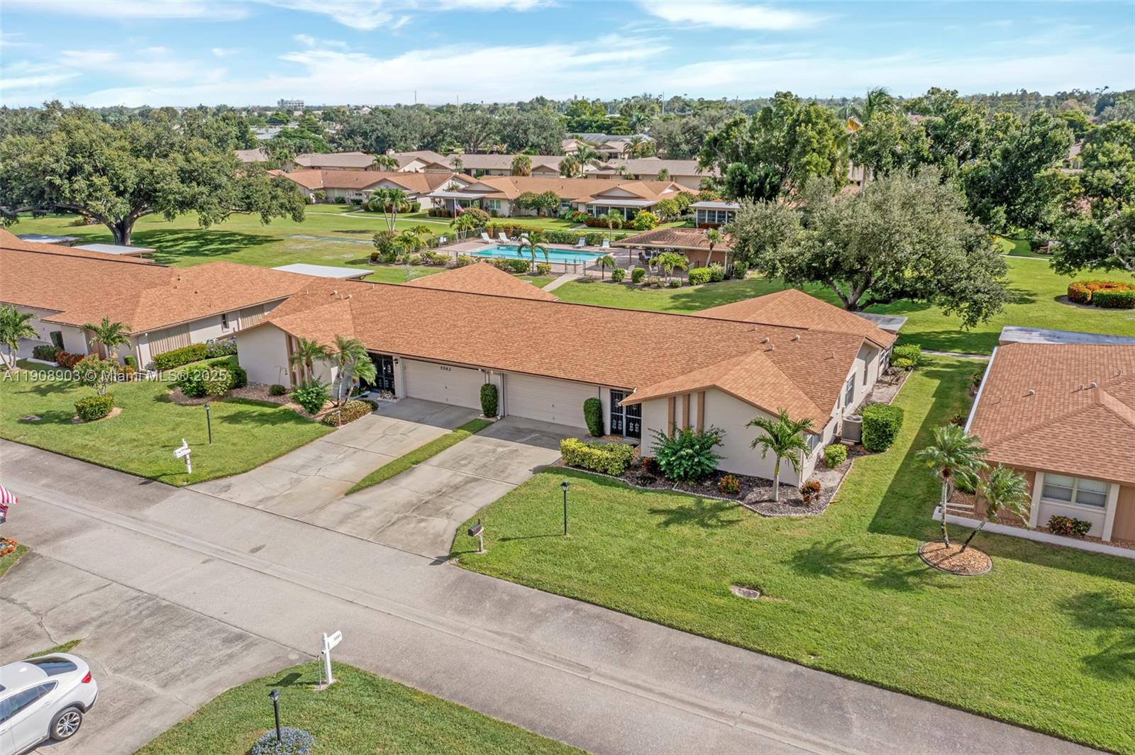 WHISKEY CREEK VILLAGE GREE - Residential