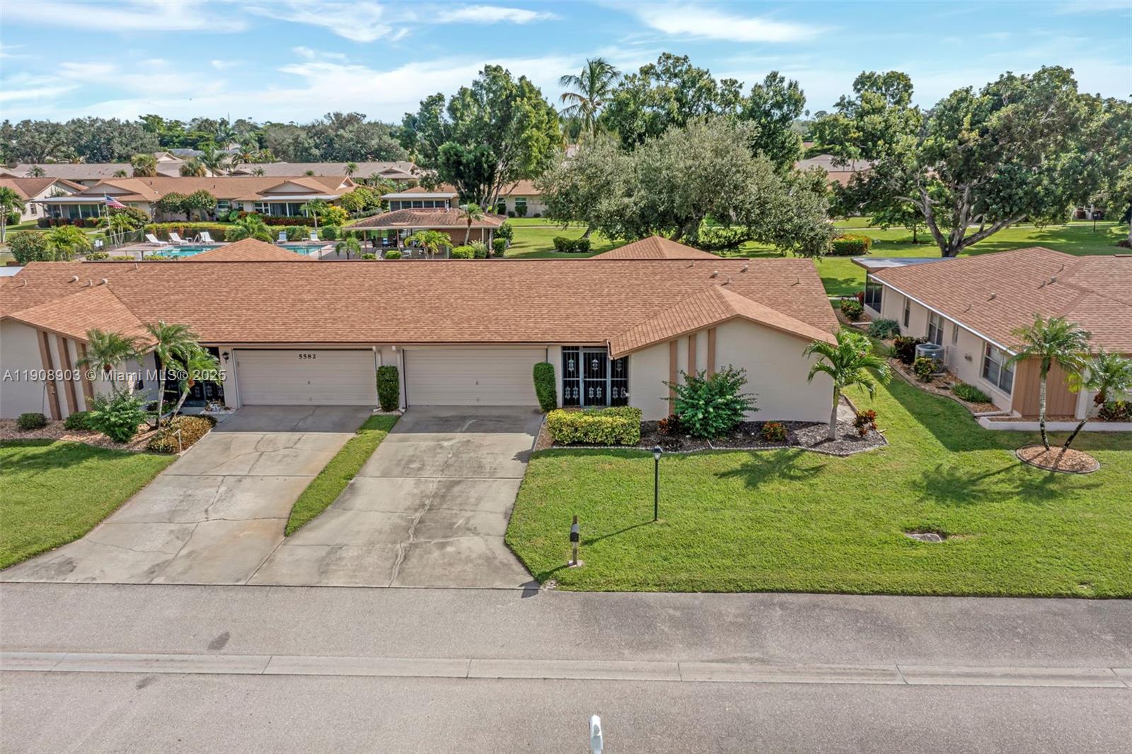 WHISKEY CREEK VILLAGE GREE - Residential