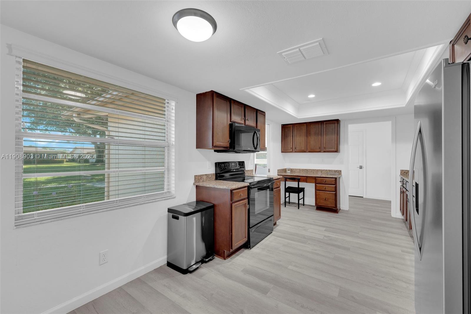 WHISKEY CREEK VILLAGE GREE - Residential