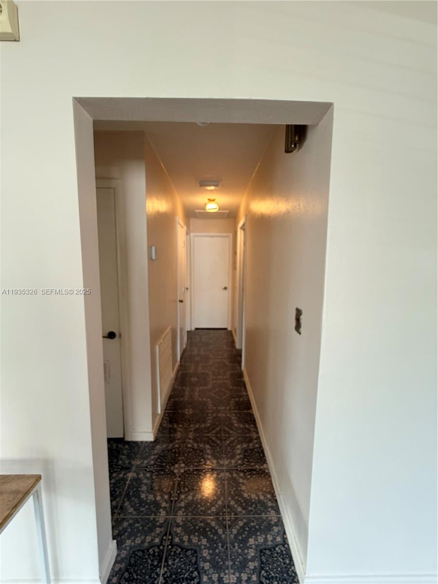 BERKELEY MANOR SEC 1 - Residential Lease