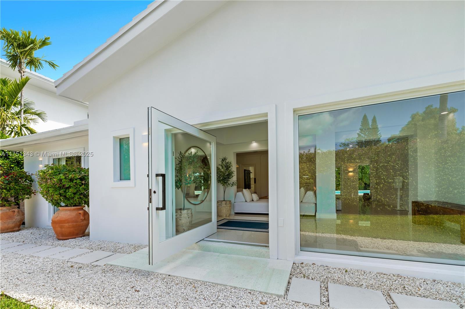 TROPICAL ISLE HOMES SUB - Residential