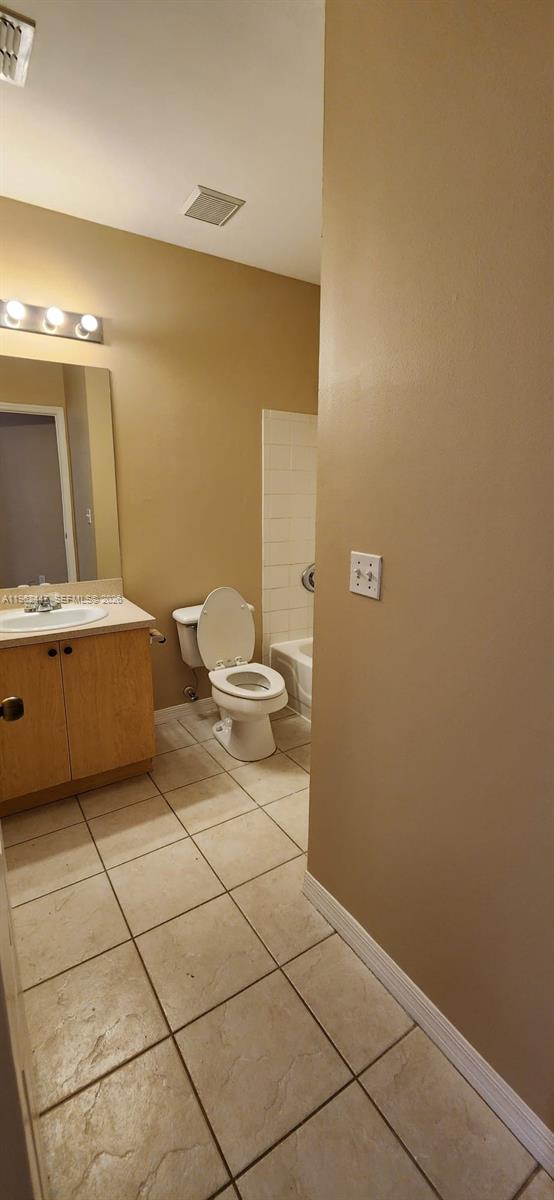 SPA AT SUNSET ISLES CONDO - Residential Lease