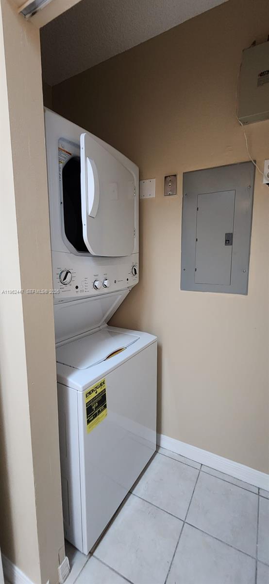 SPA AT SUNSET ISLES CONDO - Residential Lease