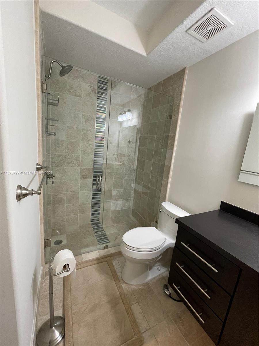 SAVANNAH AT DORAL - Residential Lease