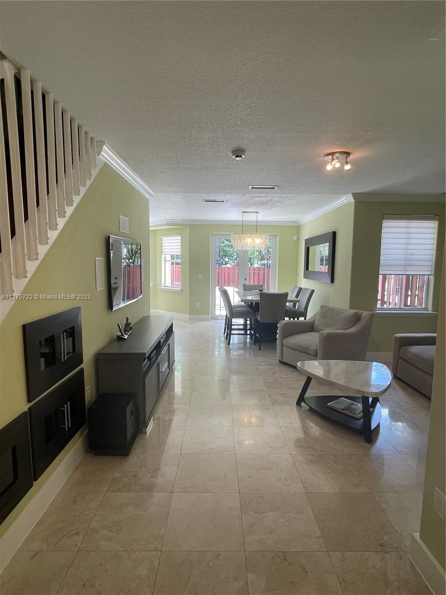 SAVANNAH AT DORAL - Residential Lease