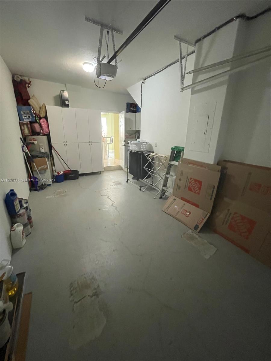 SAVANNAH AT DORAL - Residential Lease