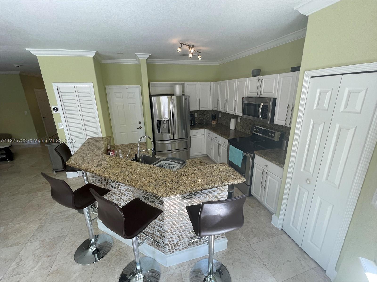 SAVANNAH AT DORAL - Residential Lease