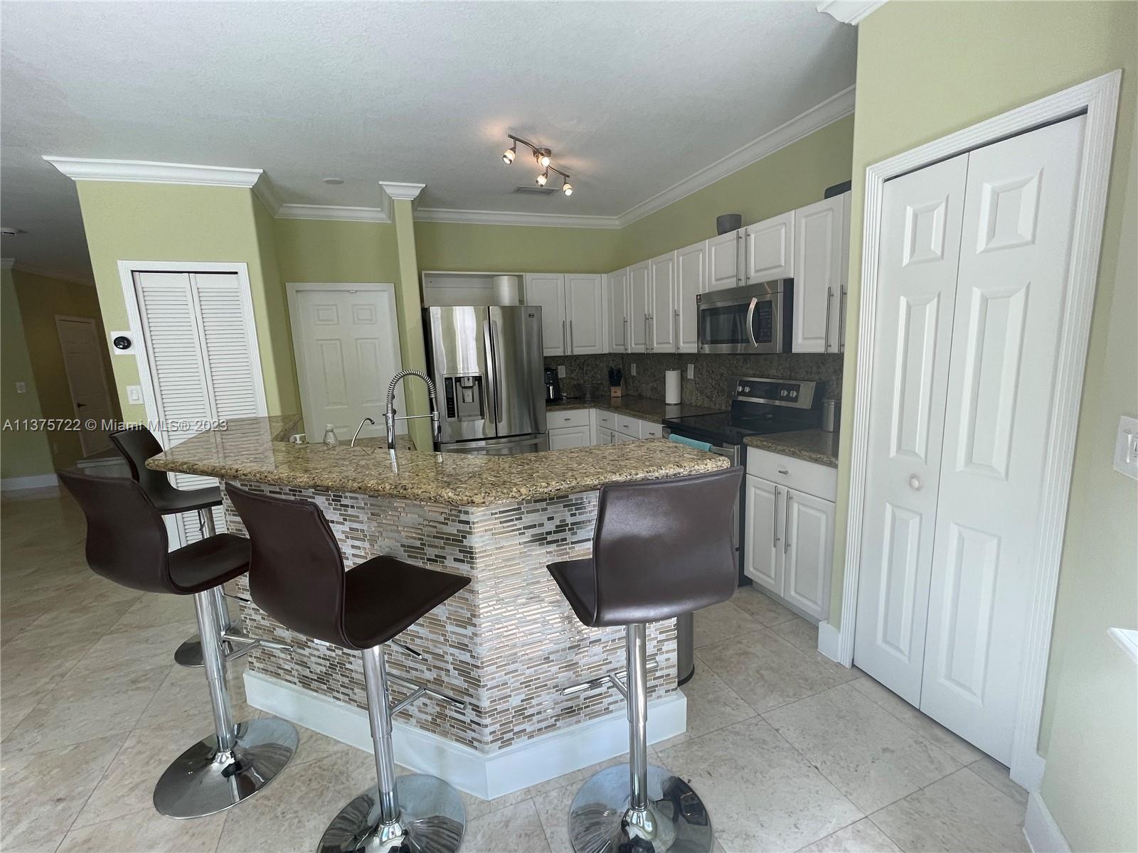 SAVANNAH AT DORAL - Residential Lease