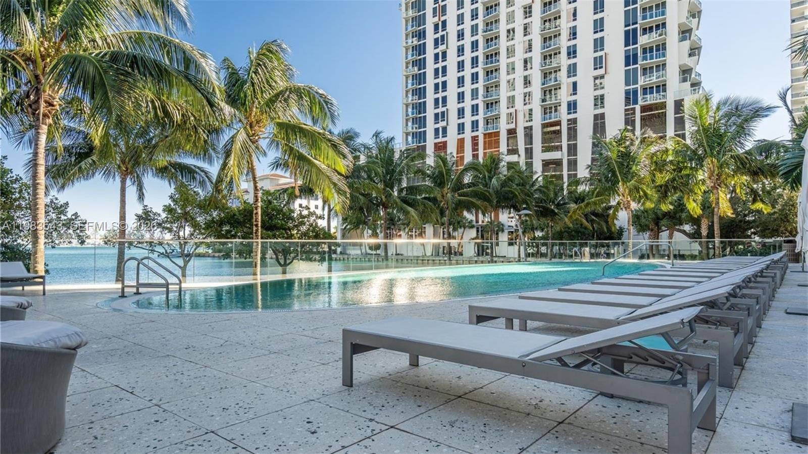 ICON BAY CONDO - Residential