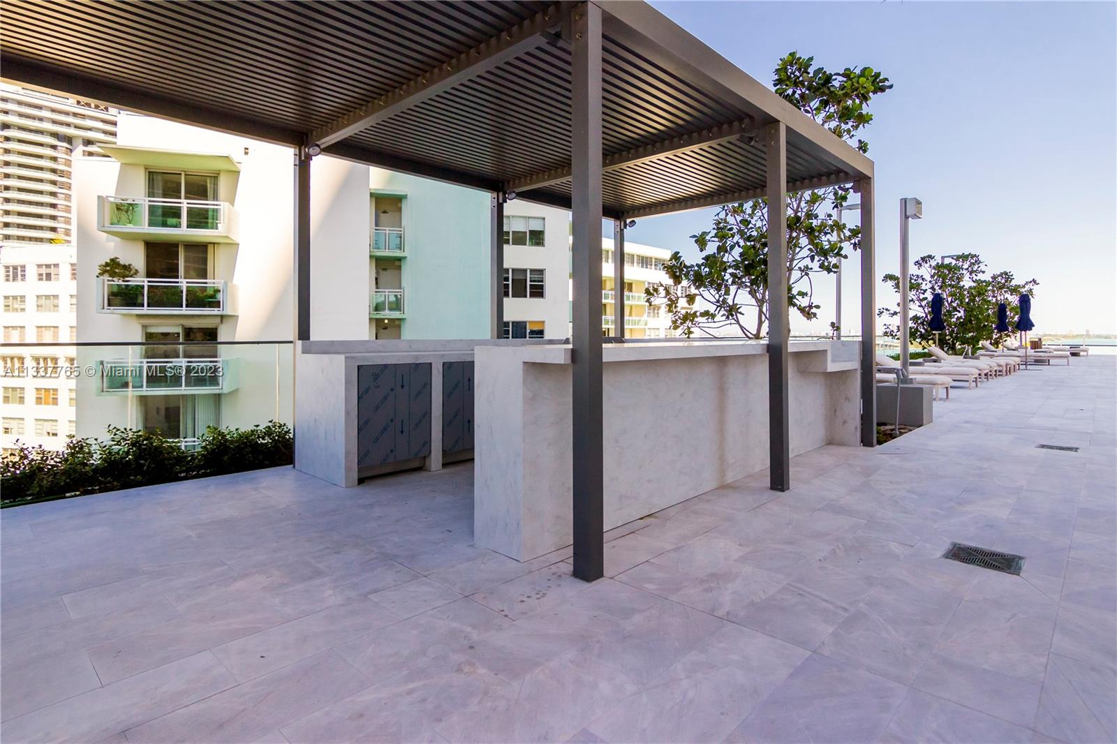 ONE PARAISO CONDO - Residential