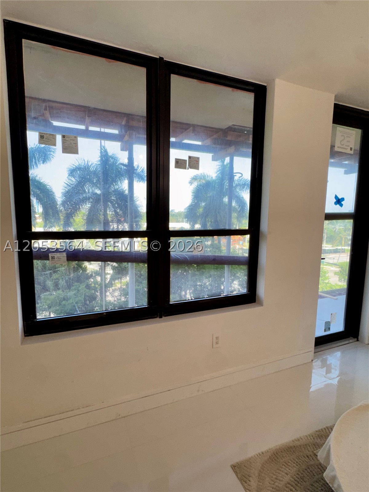 THE PLAZA OF BAL HARBOUR - Residential