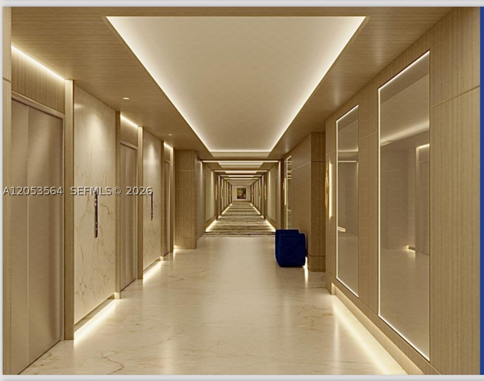 THE PLAZA OF BAL HARBOUR - Residential