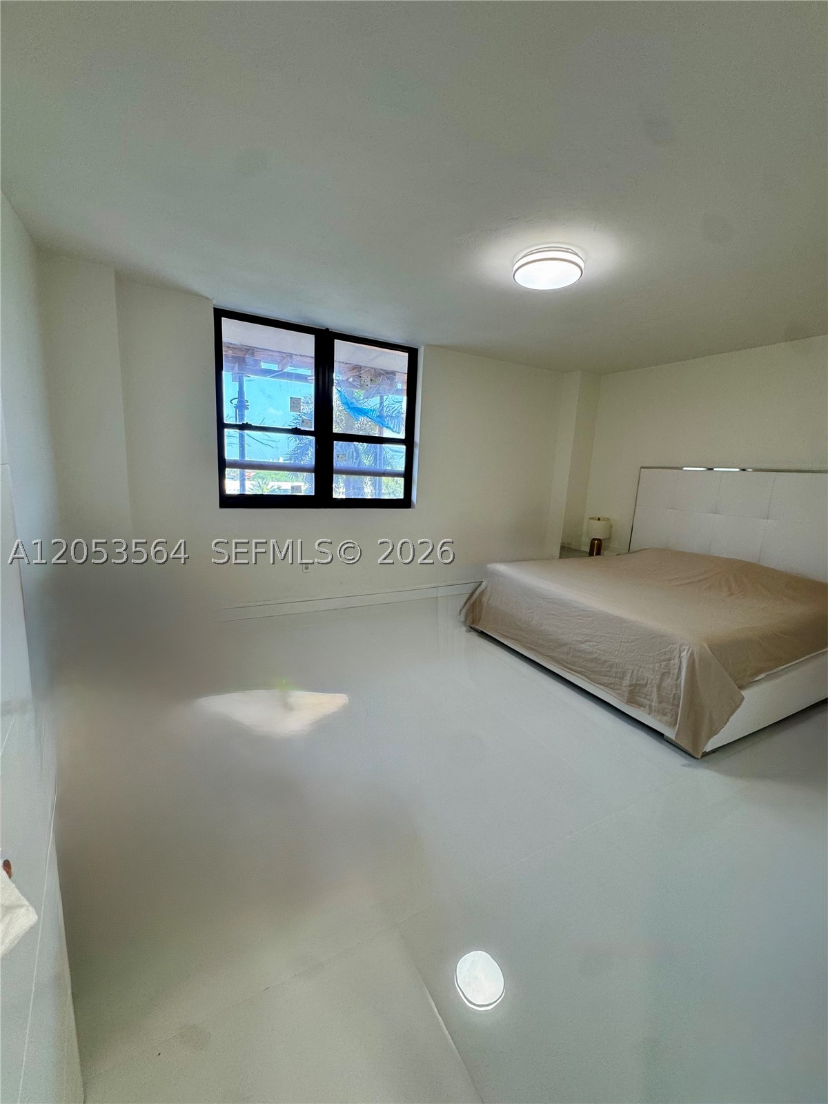 THE PLAZA OF BAL HARBOUR - Residential