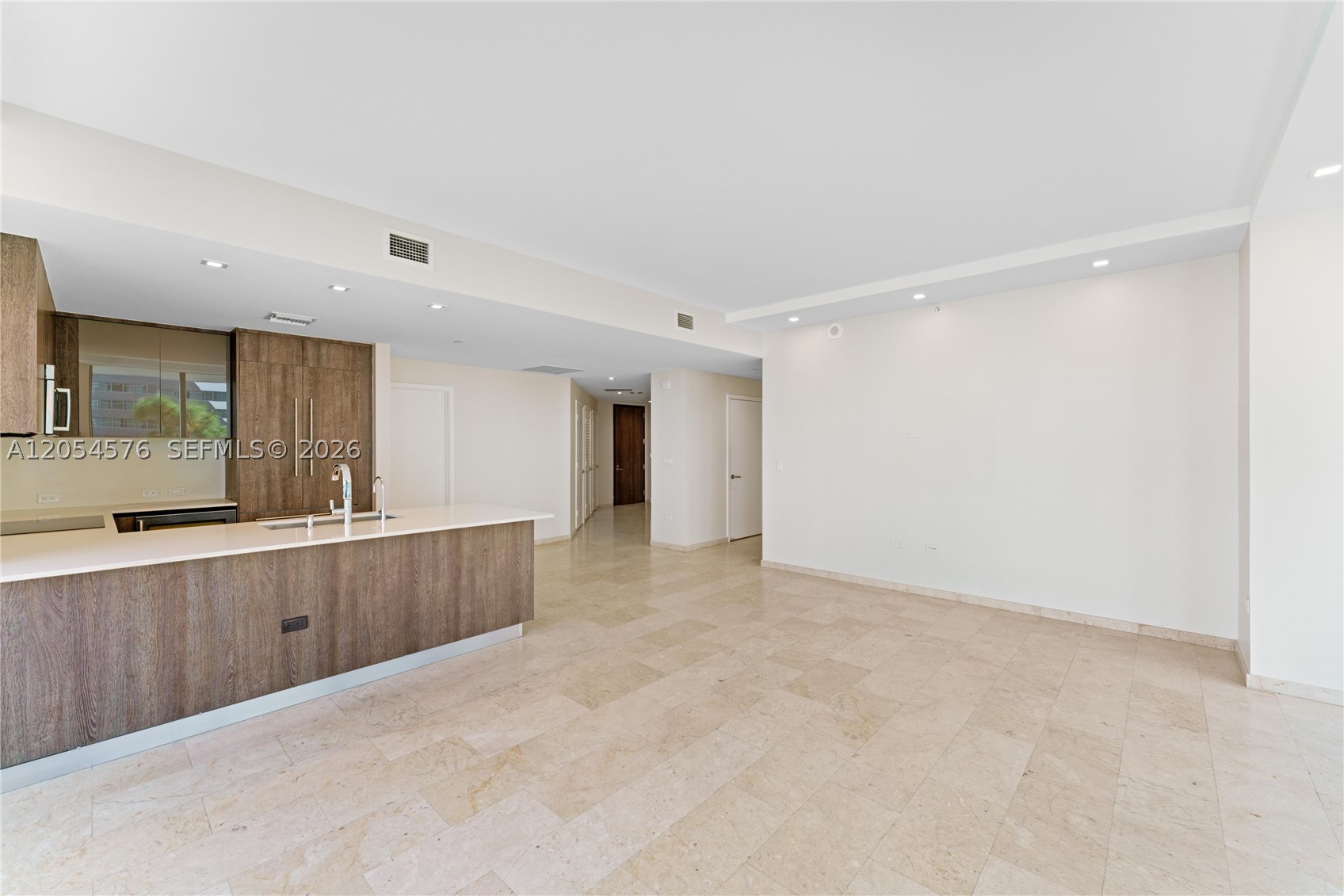 RISE CONDO - Residential Lease