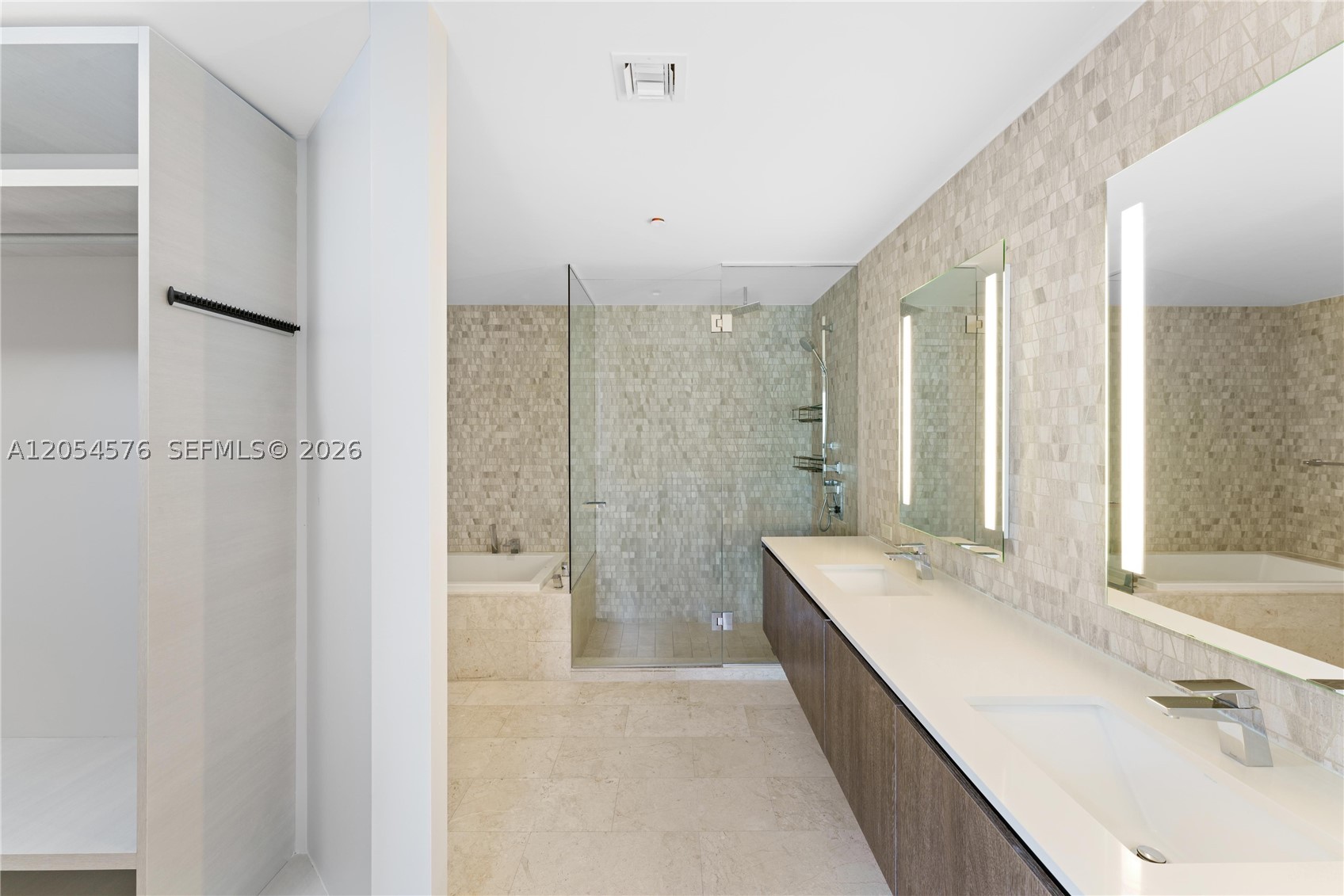 RISE CONDO - Residential Lease