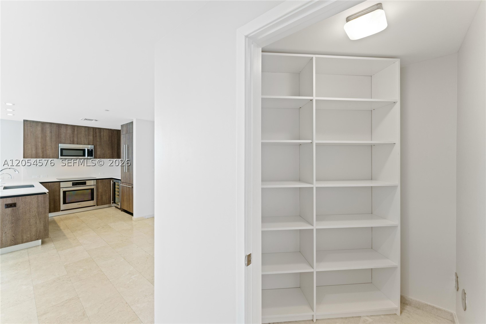 RISE CONDO - Residential Lease