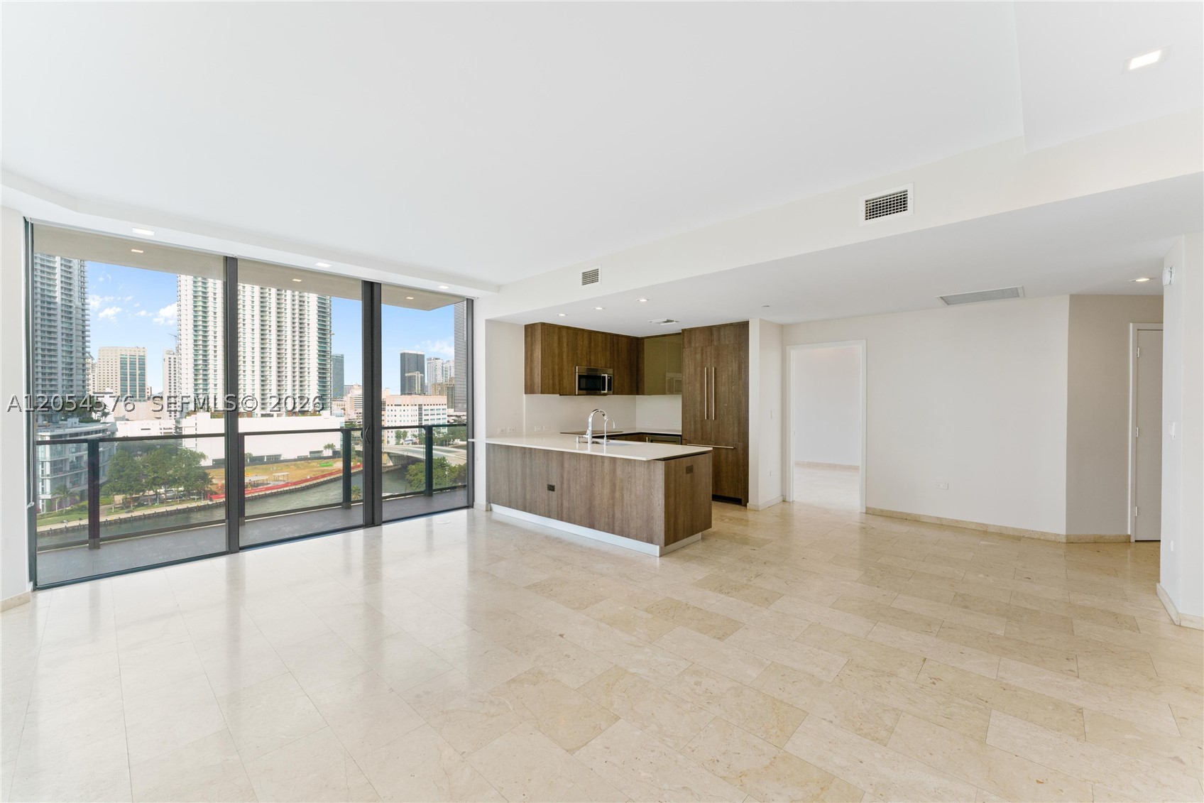 Great 3-bedroom, 3.5-bathroom corner unit at Rise Brickell City Centre. Enjoy the views of the Miami River and the glittering downtown skyline. Resort-style amenities featuring tropical gardens, a heated pool, hot tub, outdoor grilling area, full-service spa, a fitness center, and children's indoor/outdoor play areas. Just steps away from premium luxury shopping, fine dining, a state-of-the-art theater, and a Metromover station. Unit is tenant occupied and will be available September 1st.
