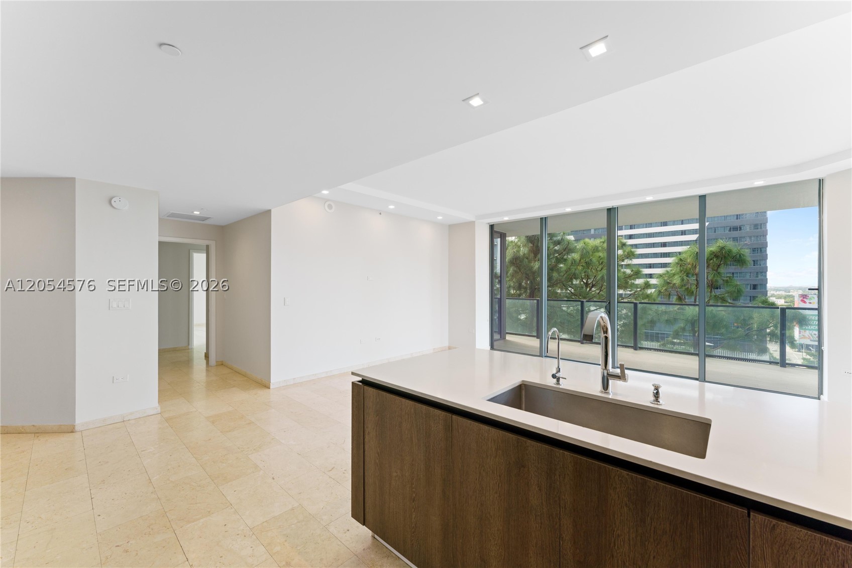 RISE CONDO - Residential Lease