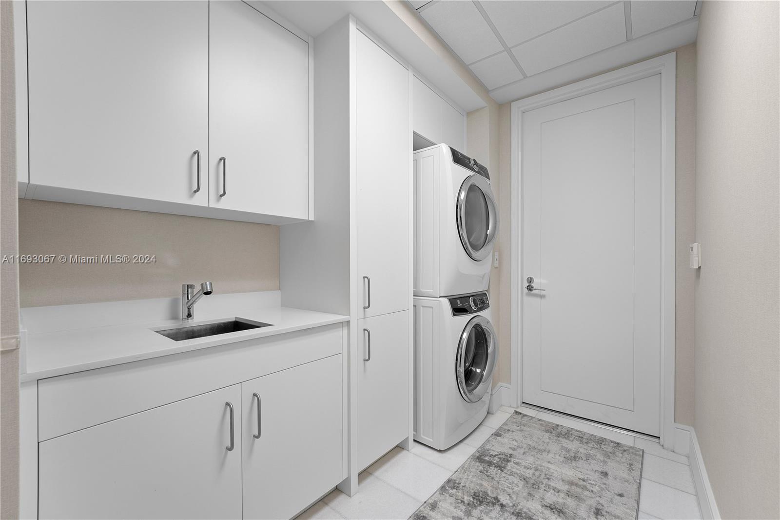 The Estates at Acqualina - Residential