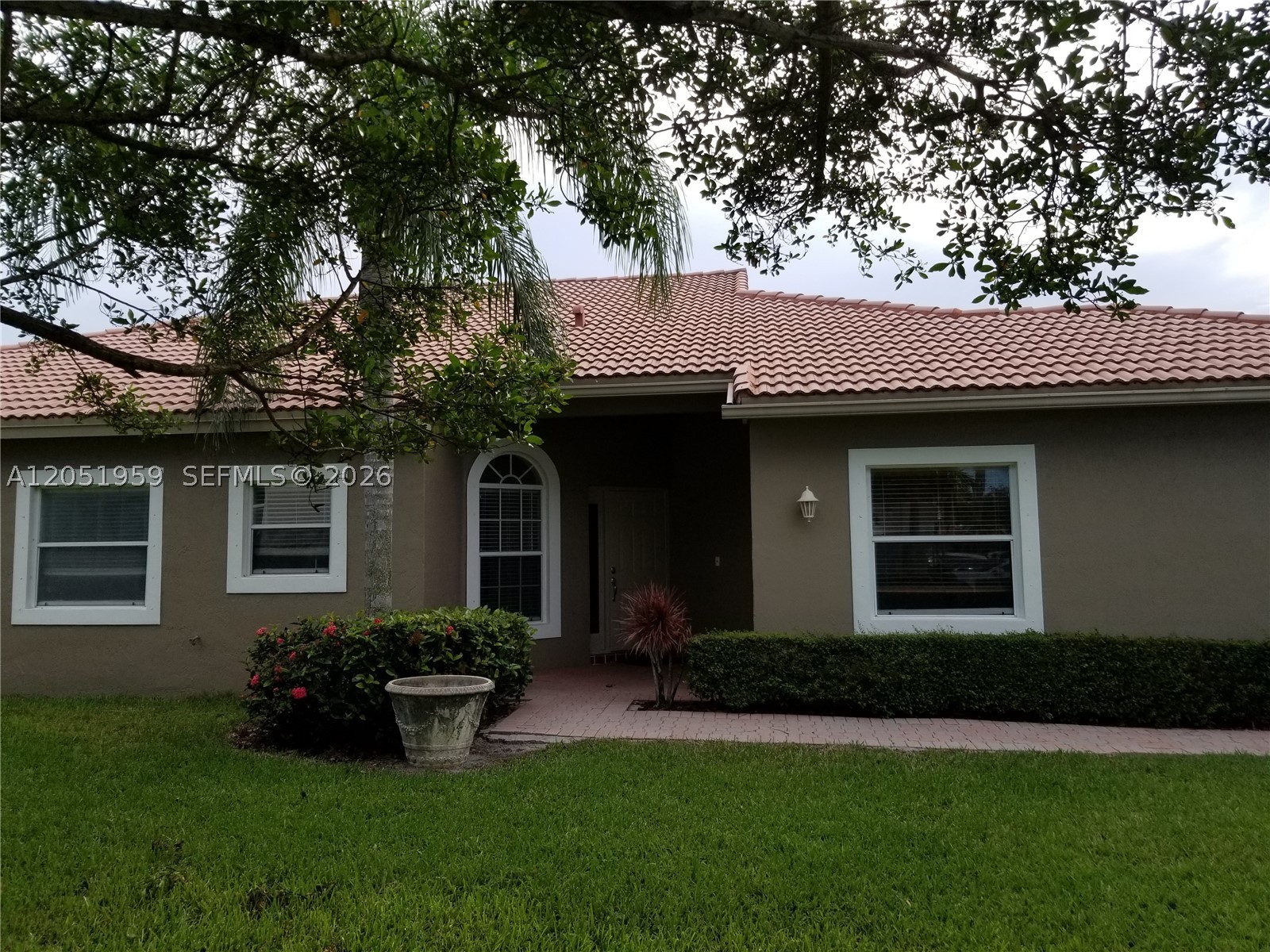 MIZNER POINTE OF BOCA VIA - Residential Lease