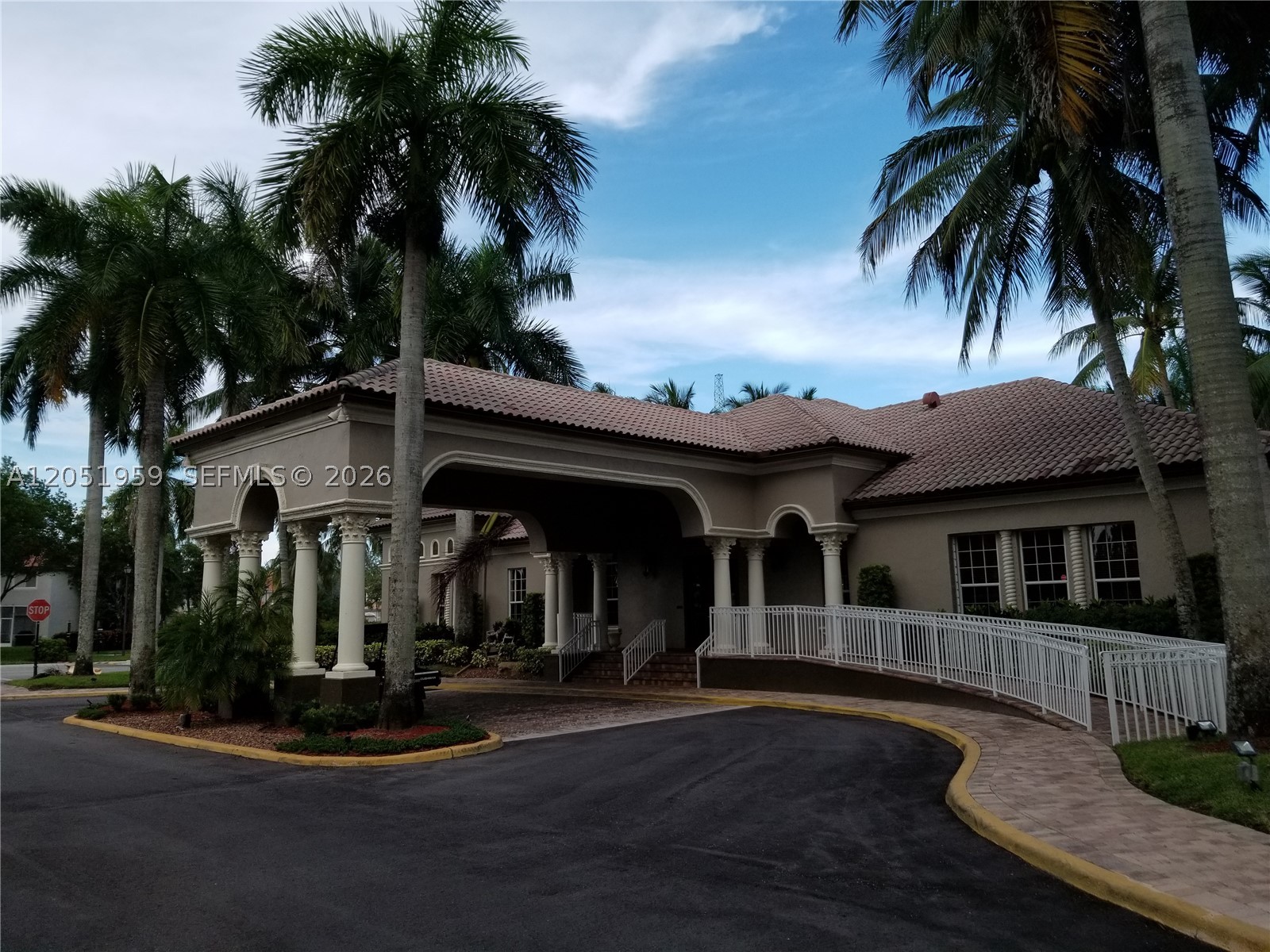 MIZNER POINTE OF BOCA VIA - Residential Lease
