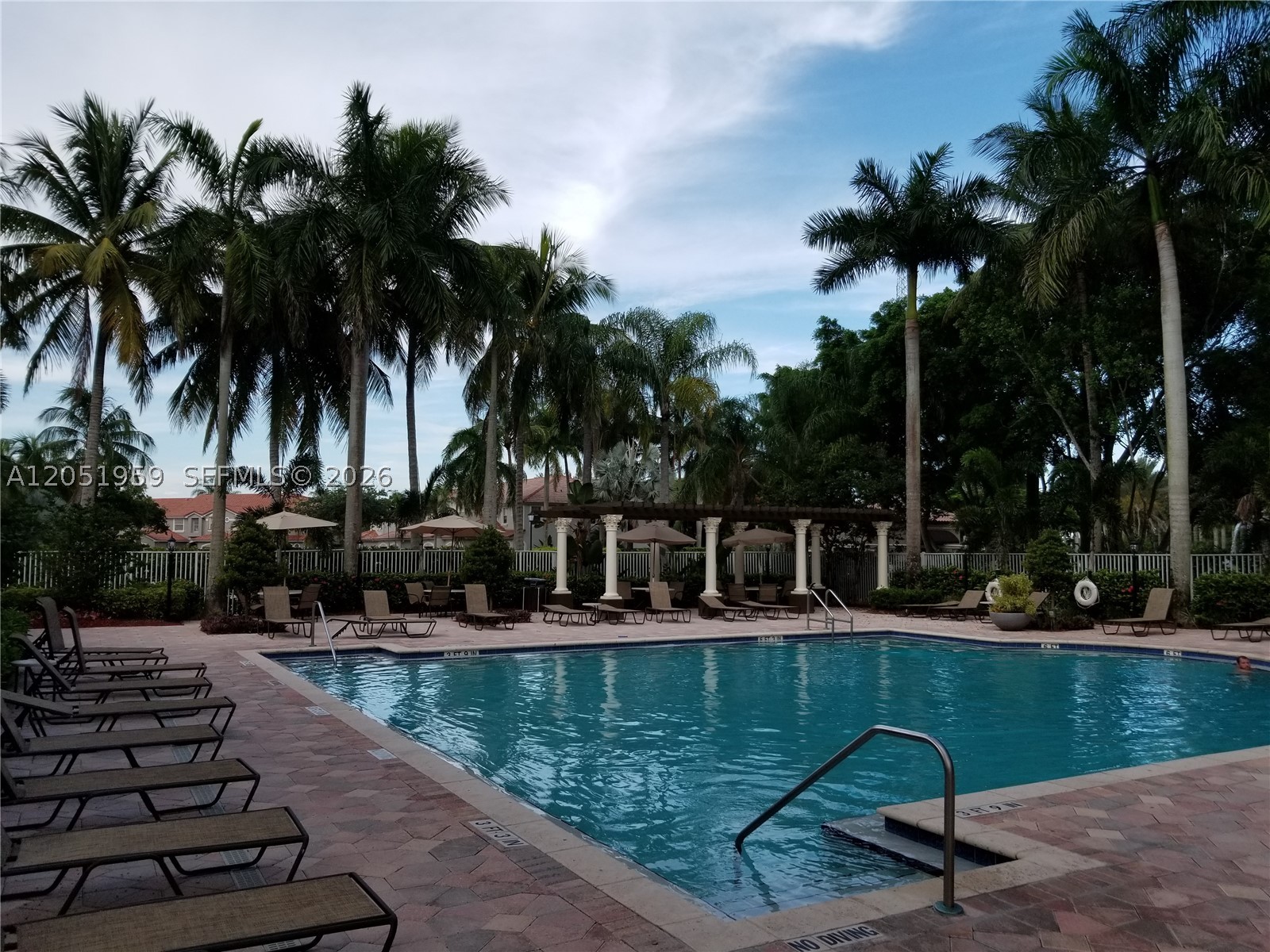 MIZNER POINTE OF BOCA VIA - Residential Lease