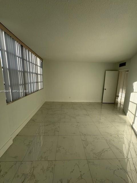 GOLDEN VIEW CONDO - Residential