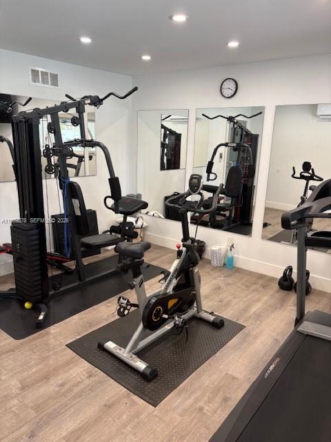 GOLDEN VIEW CONDO - Residential