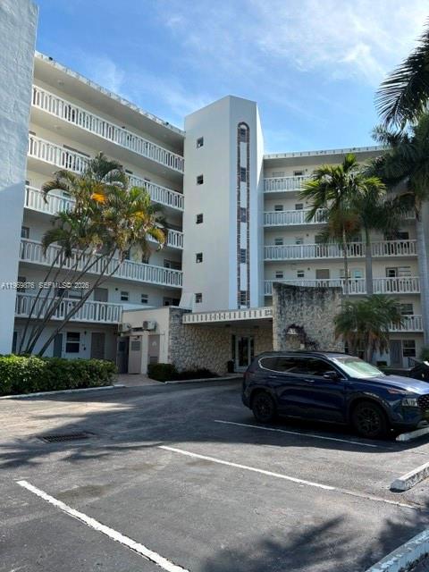 GOLDEN VIEW CONDO - Residential