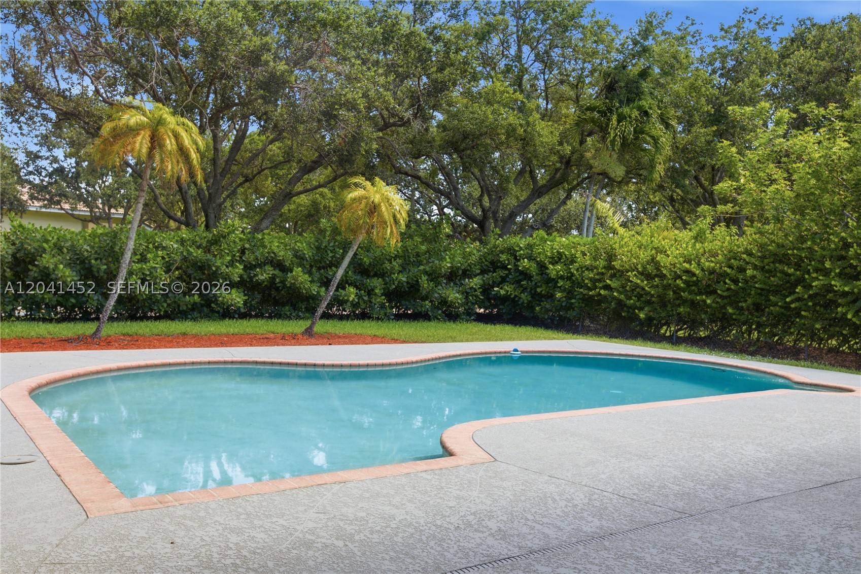 BROOKSIDE - Residential