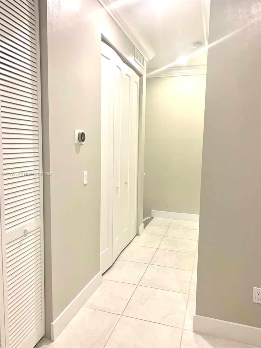 CT INDUSTRIAL PLAT - Residential Lease
